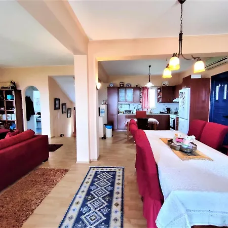 Batsi Bay View Maisonette * Andros Town